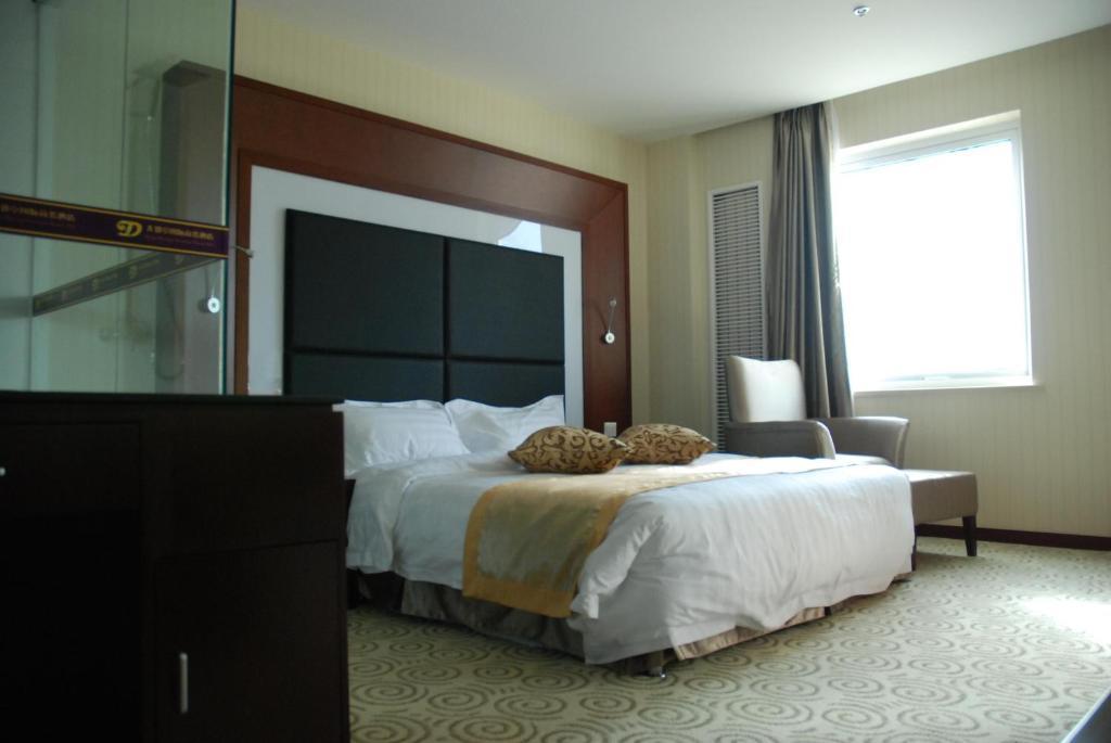 Dajiaoting International Business Hotel Beijing Room photo